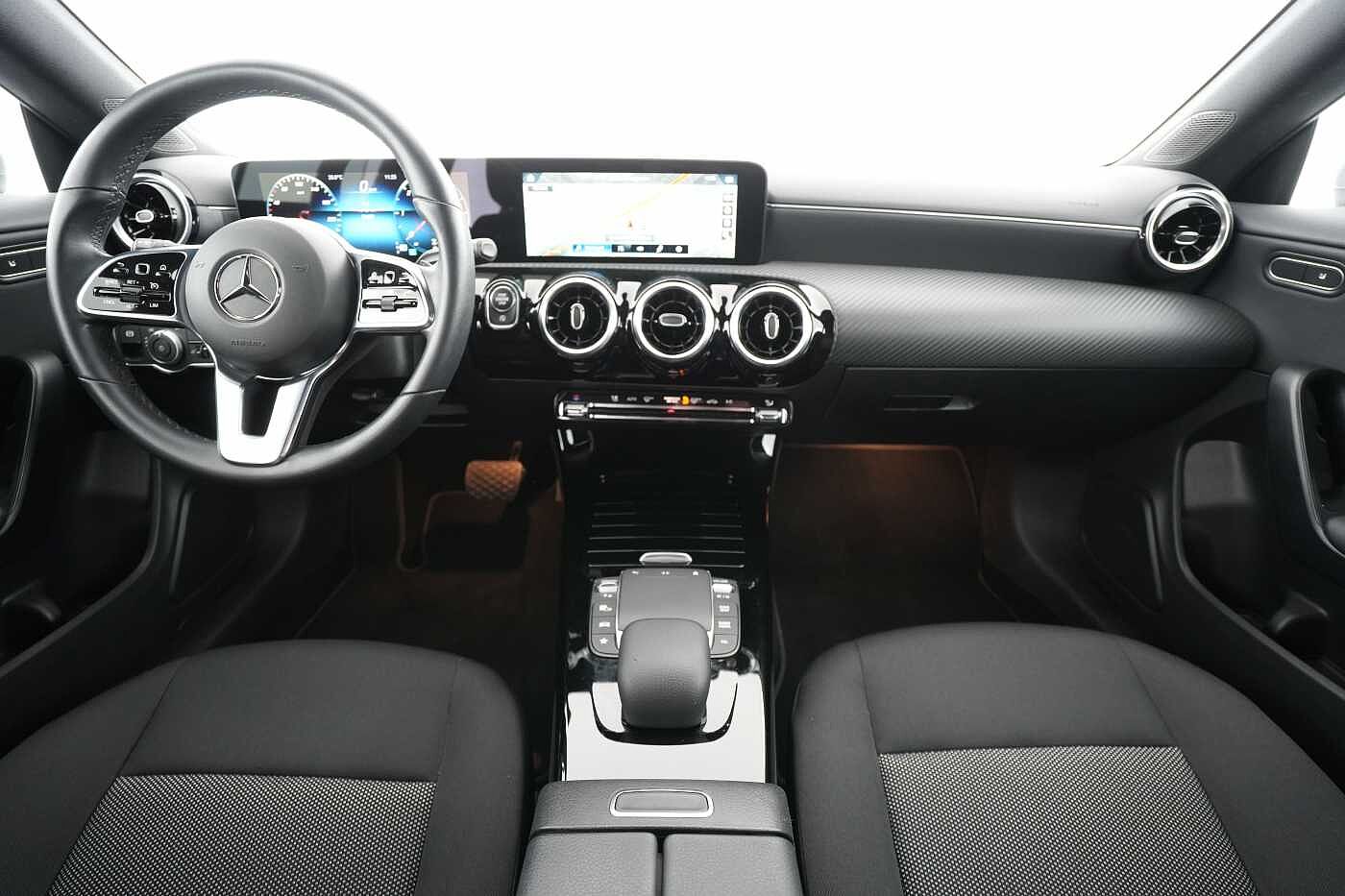 Mercedes-Benz CLA 180  d Shooting Brake