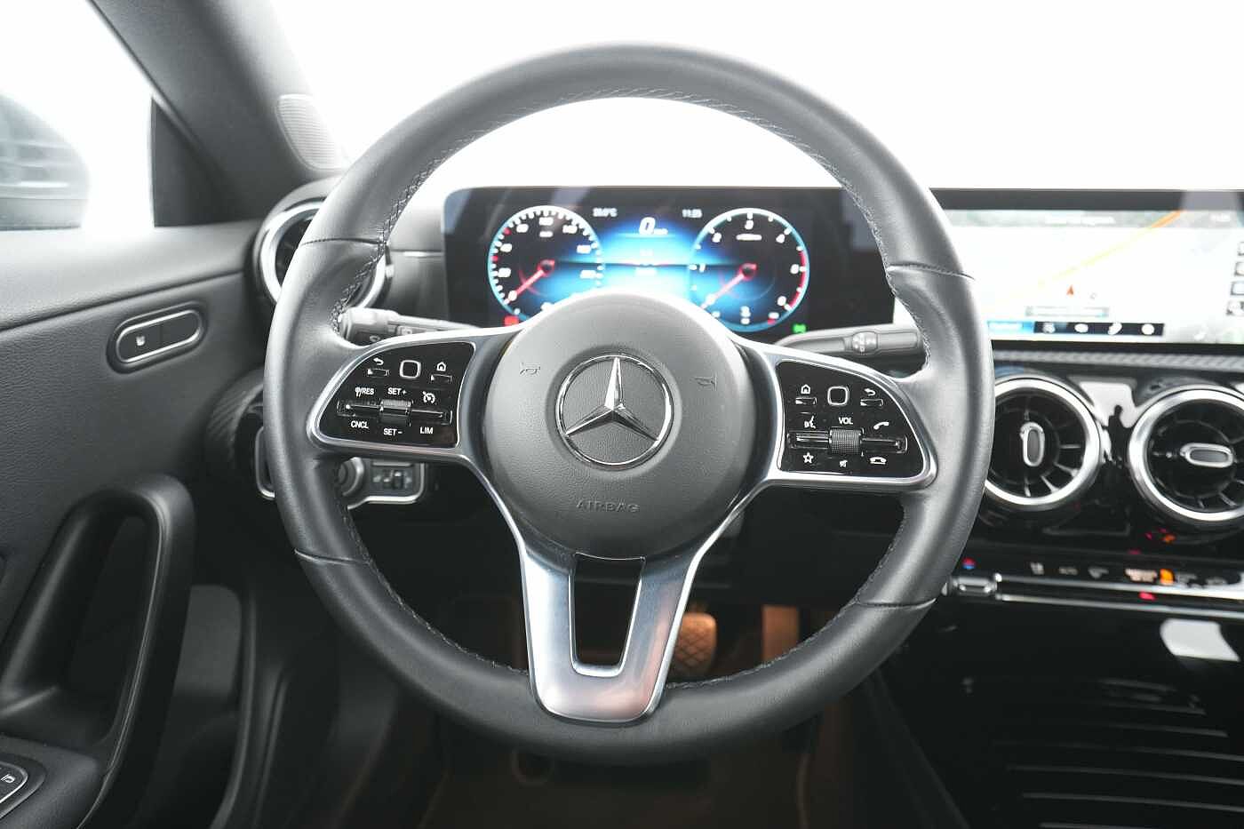 Mercedes-Benz CLA 180  d Shooting Brake