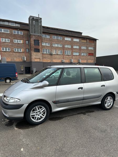 Renault Espace III 2.2 DCI 130 INITIALE