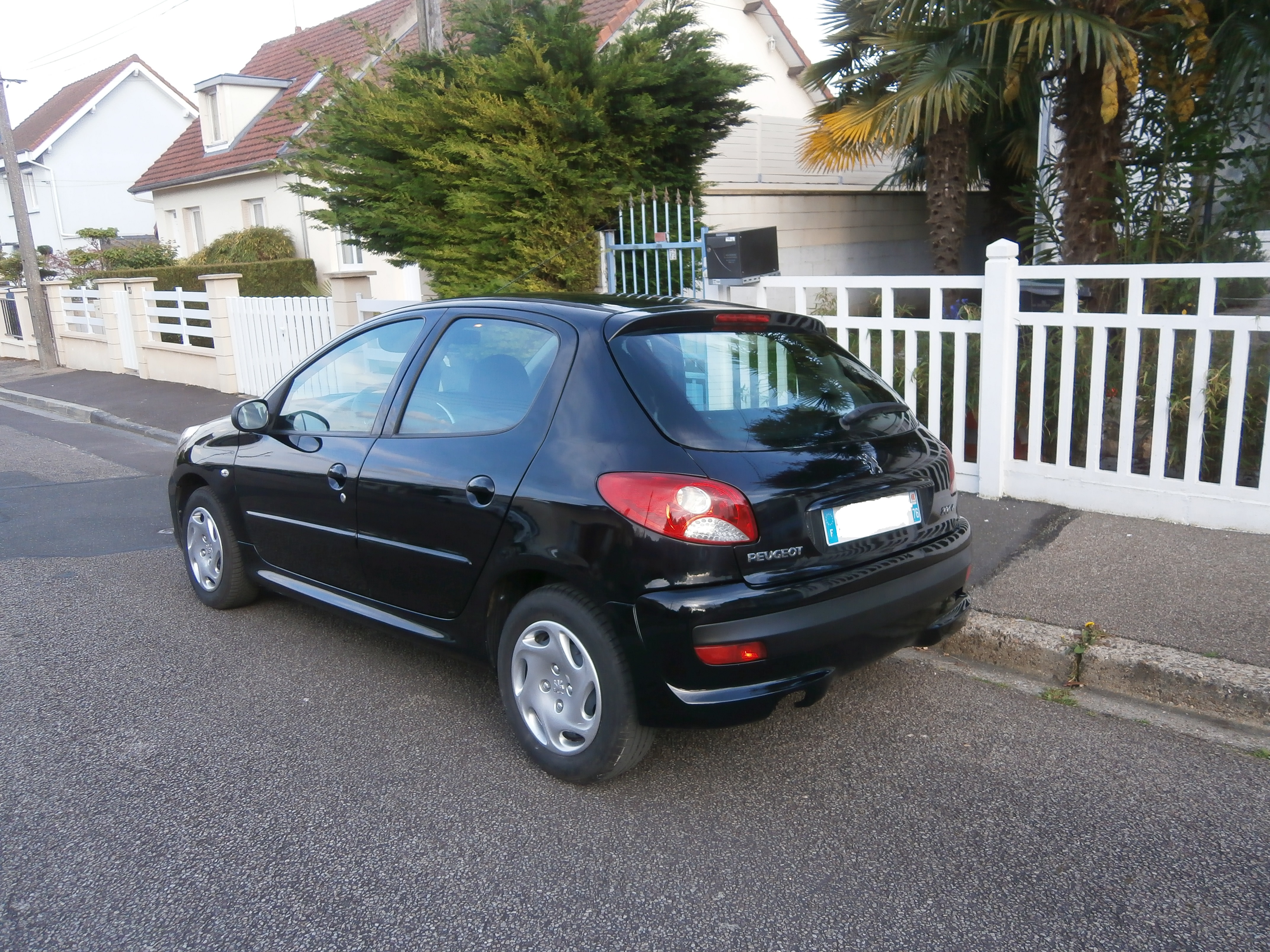 Peugeot 206+ 1.4 HDI 70 TRENDY 5P