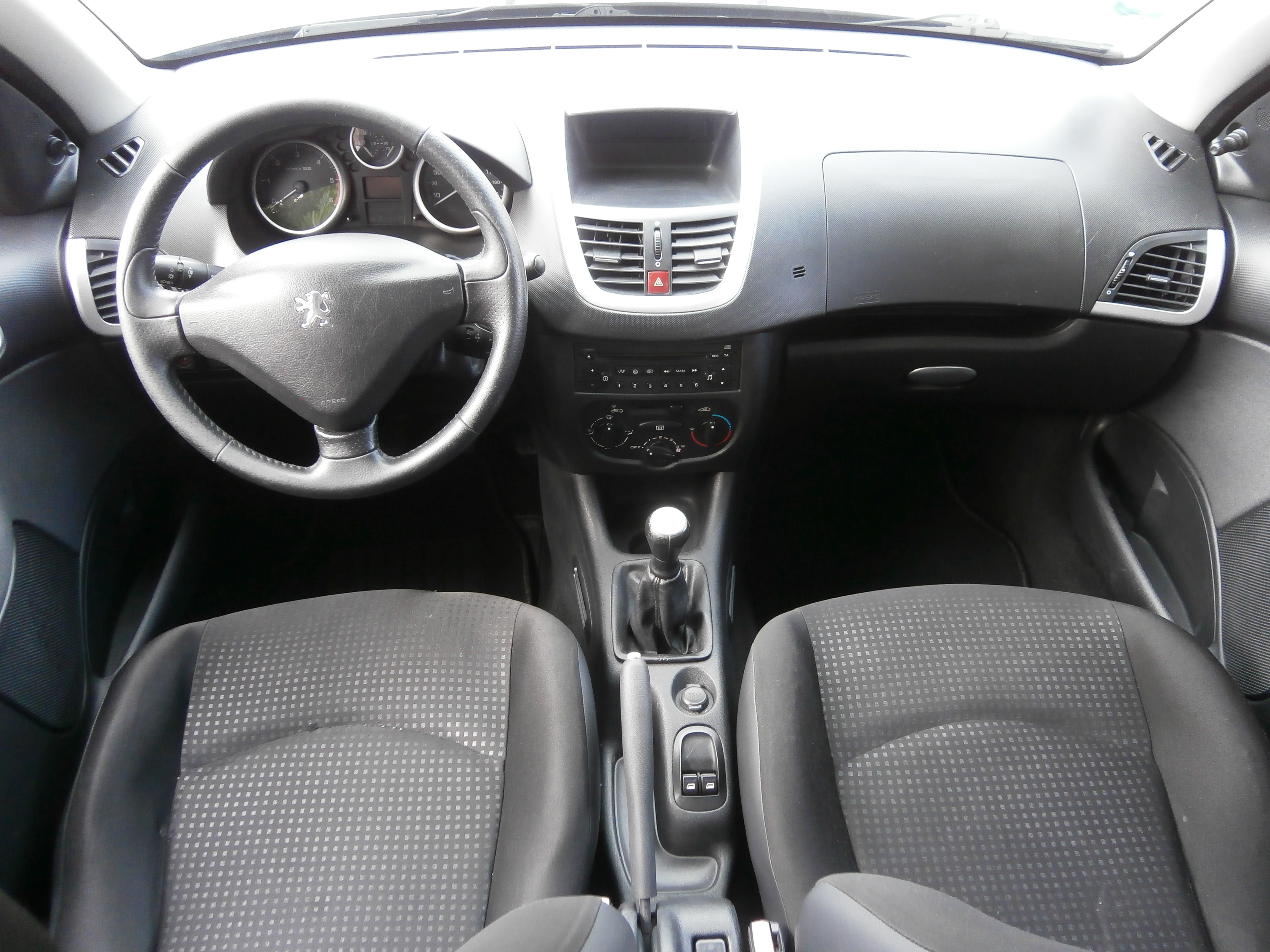 Peugeot 206+ 1.4 HDI 70 TRENDY 5P