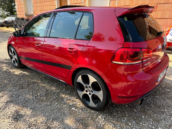 Volkswagen Golf VI 2.0 T 210 GTI DSG6 5P