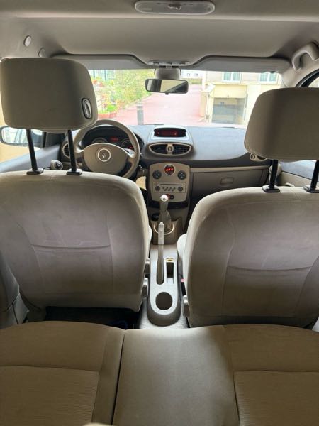 Renault Clio IV 1.2 16V 75 AUTHENTIQUE