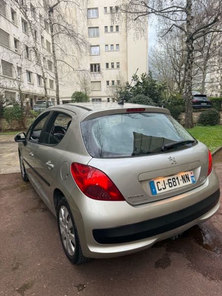 Peugeot 207 (2) 1.6 VTI 120 PREMIUM 3P