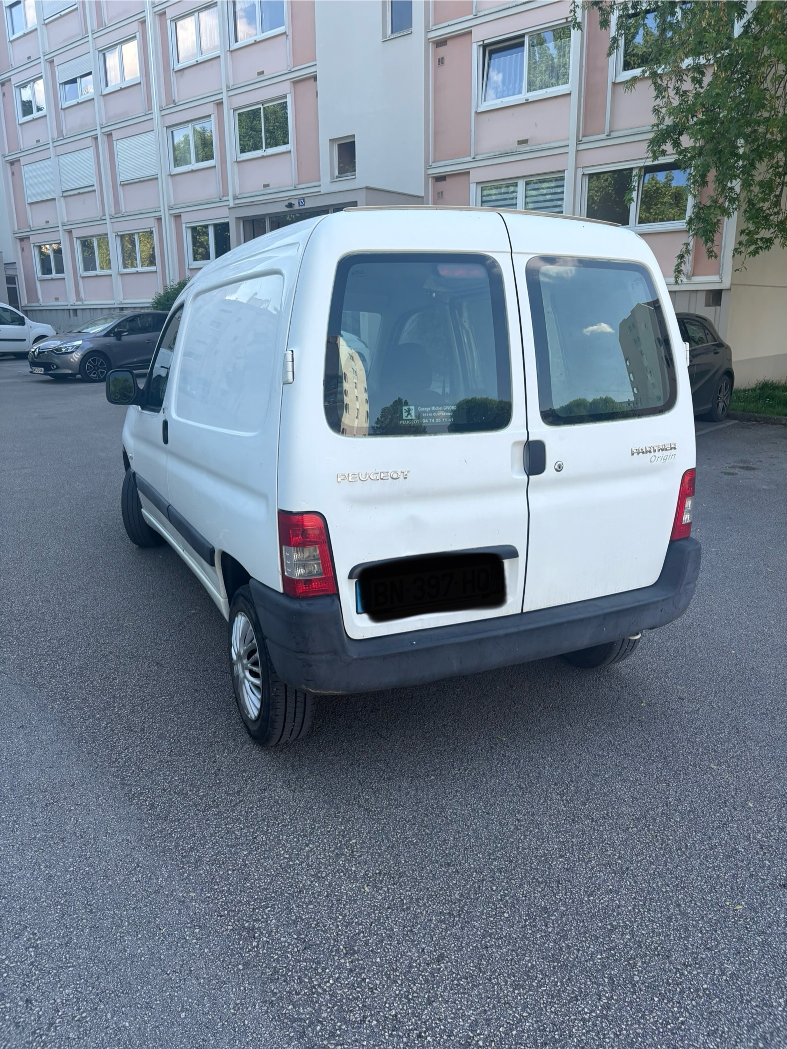 Peugeot Partner II (2) 1.6 HDI 75 CONFORT 120 L1