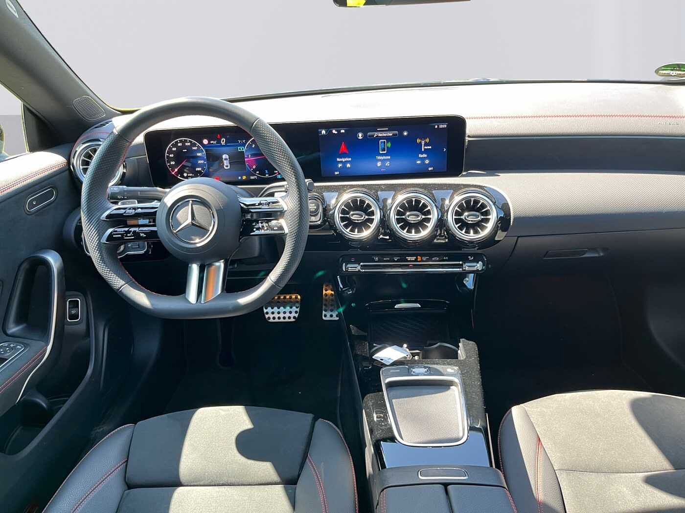 Mercedes-Benz CLA 200  d Coupé AMG Line