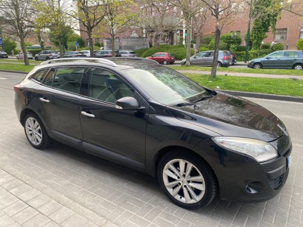 Renault Megane 1.5 dCi* EURO 5 * GPS/CUIR/JANTES/CLIM *