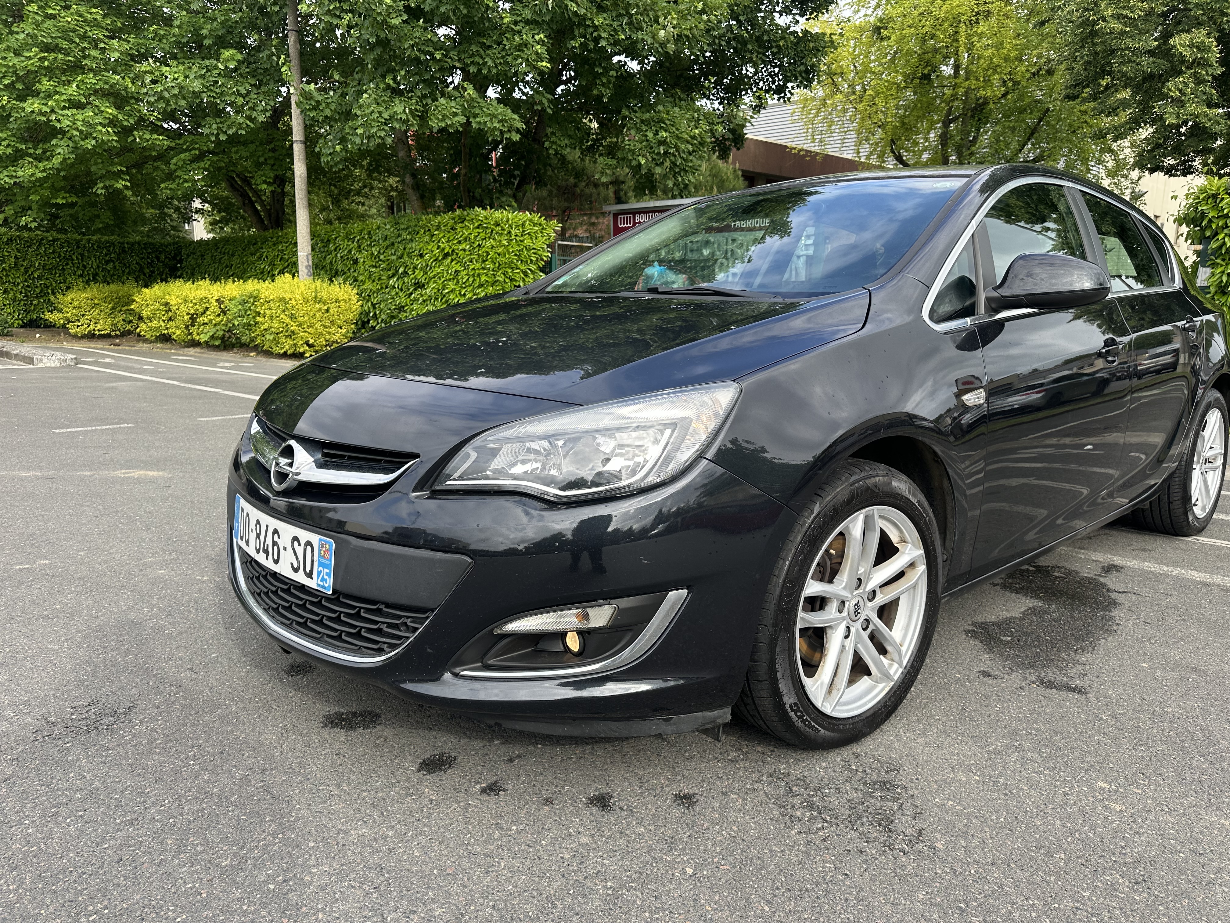 Opel Astra V 1.6 DIESEL 136 BLACK EDITION