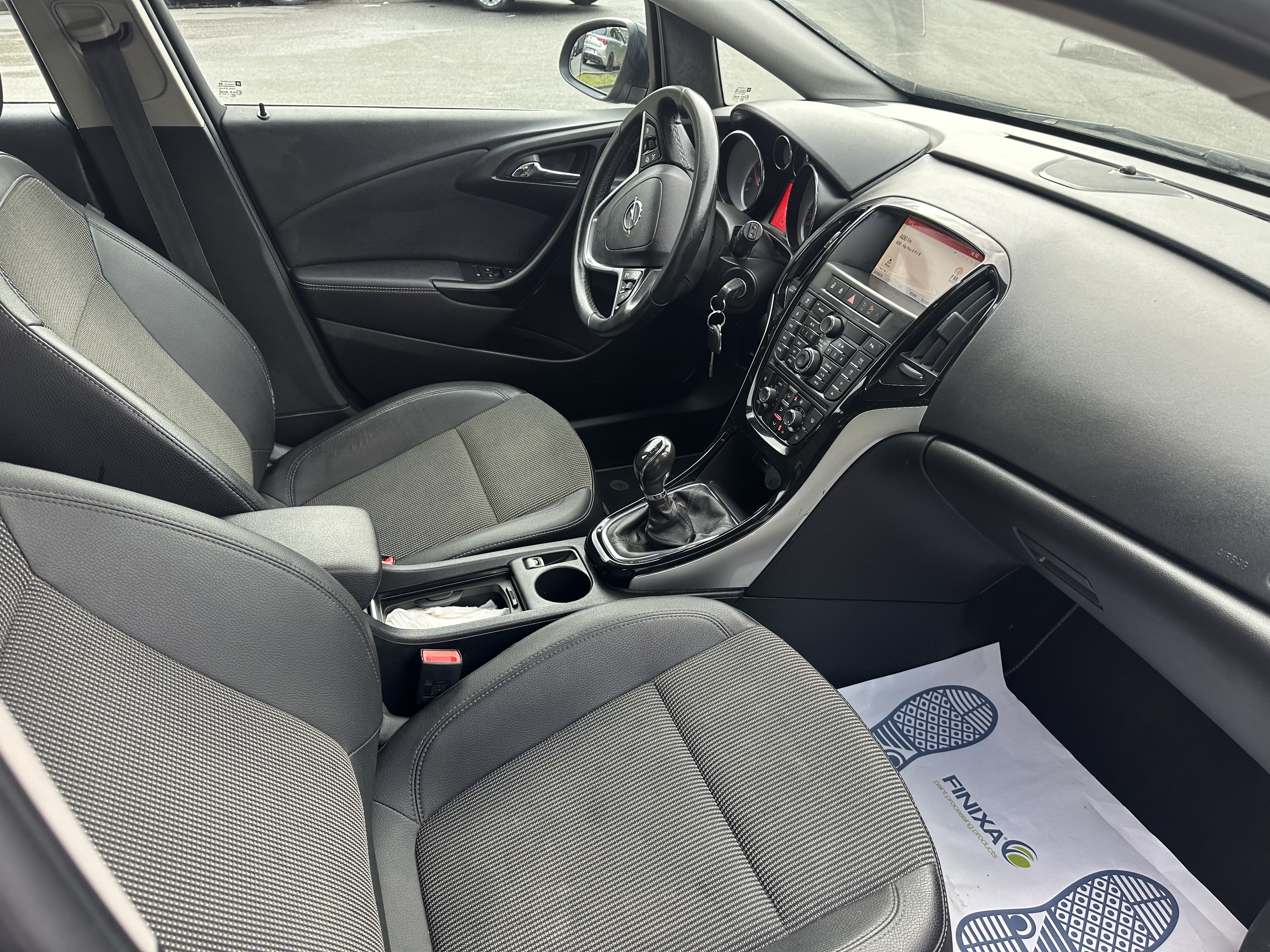 Opel Astra V 1.6 DIESEL 136 BLACK EDITION