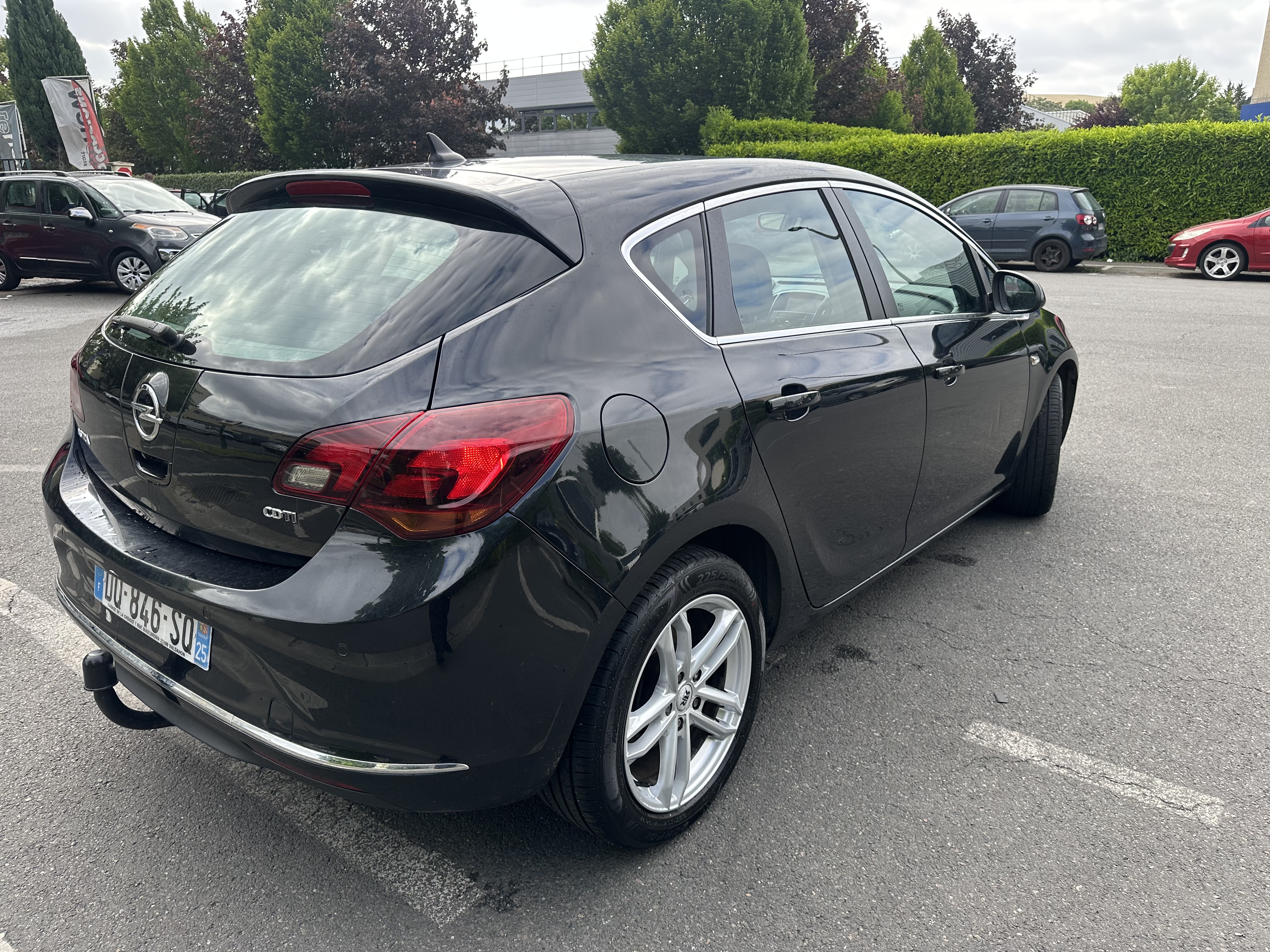 Opel Astra V 1.6 DIESEL 136 BLACK EDITION