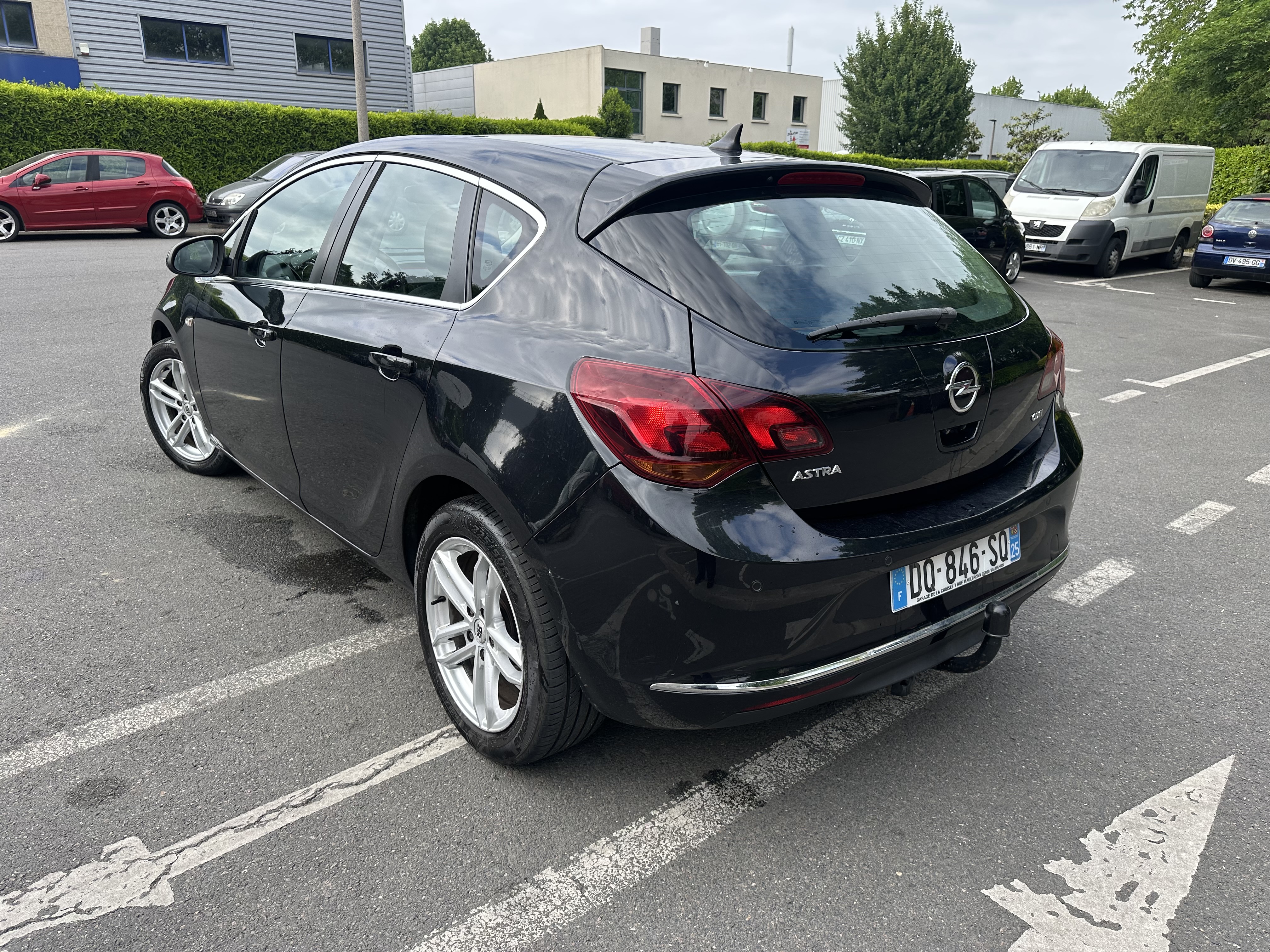 Opel Astra V 1.6 DIESEL 136 BLACK EDITION