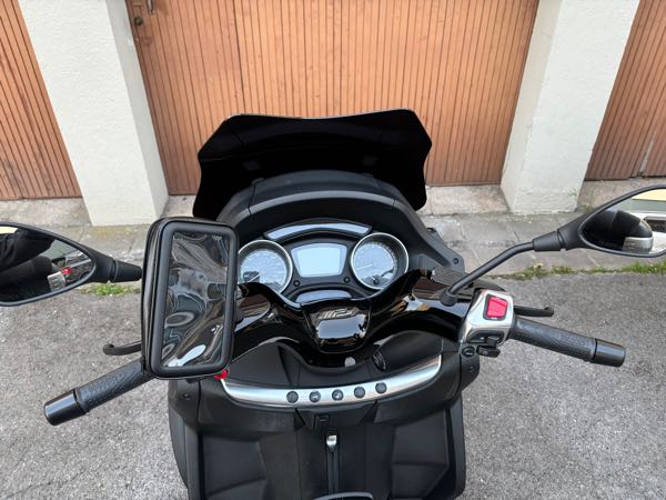 PIAGGIO MP3