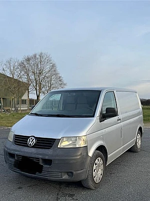 Volkswagen Transporter COMBI COURT 2.5 TDI 130 9PL