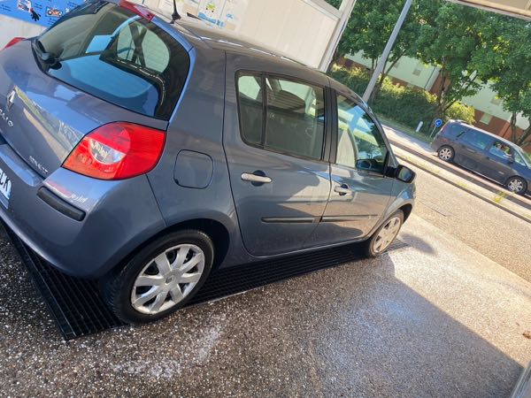 Renault Clio III (2) 1.5 DCI 90 NIGHT&amp;DAY 5P ECO2