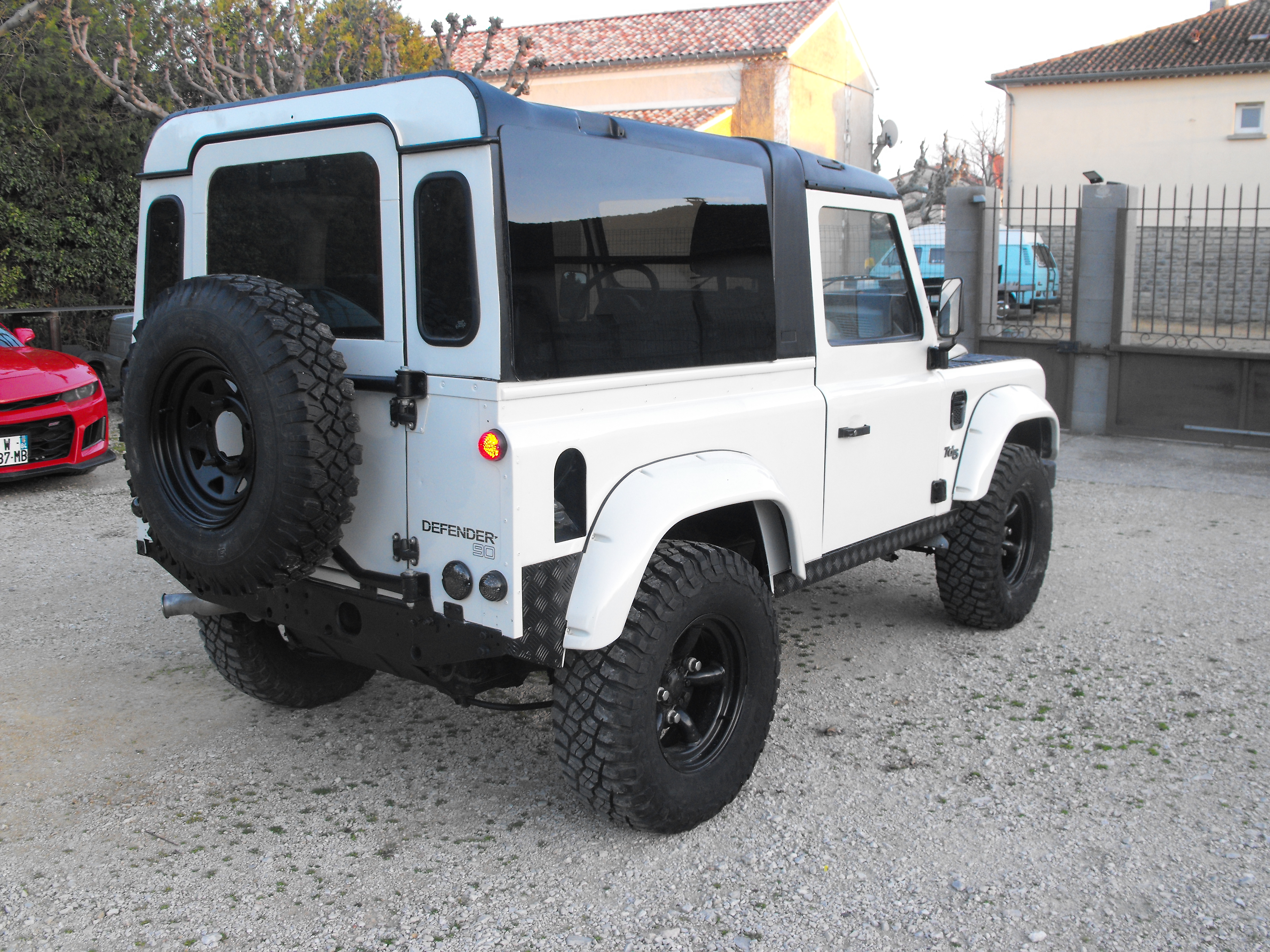 Land Rover Defender Magnifique DEFENDER TD5 nombreuse pièces remplacé