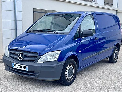 Mercedes-Benz Vito (2) 113 CDI COMPACT 2T8 BVA