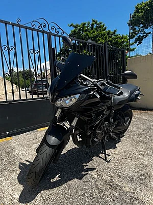 YAMAHA TRACER 700 FULL BLACK