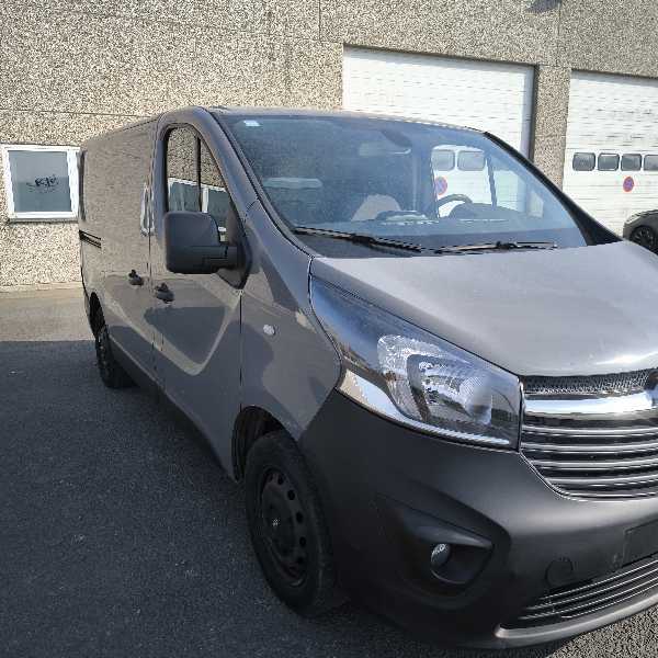 Opel Vivaro COMBI 1.9 DTI K2700 C1 PACK CLIM