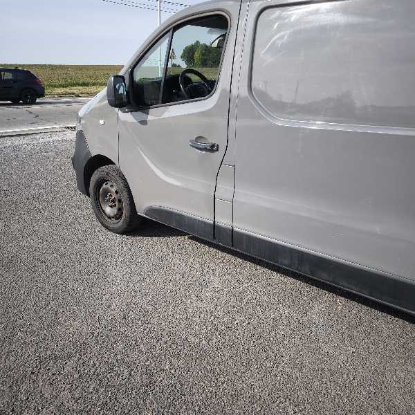 Opel Vivaro COMBI 1.9 DTI K2700 C1 PACK CLIM