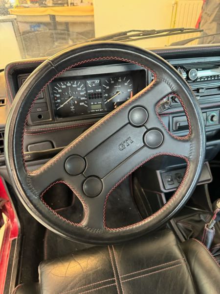 Volkswagen Golf III CABRIOLET 1.8 sportline