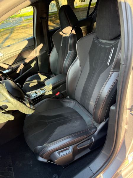 Peugeot 308 308 GTI BY PEUGEOT SPORT 270