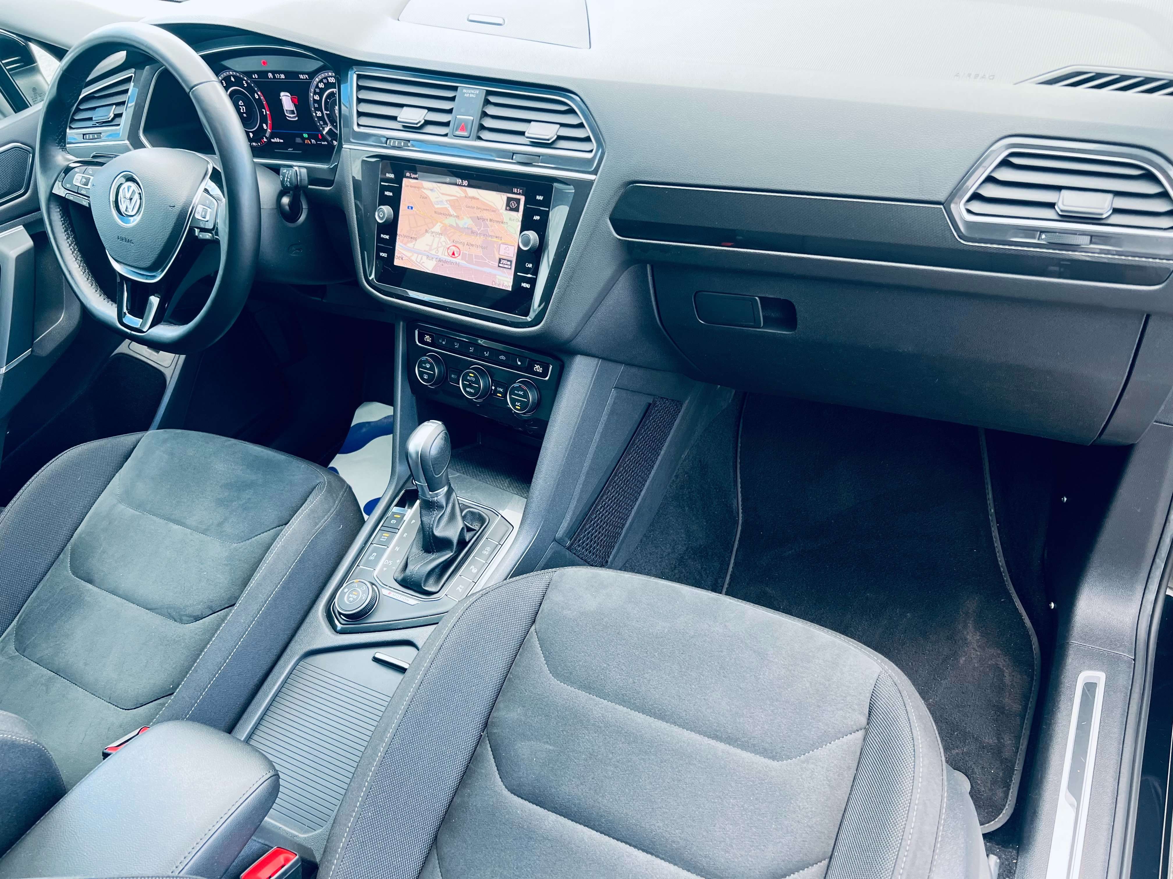 Volkswagen Tiguan Allspace 2.0 TSI 4Motion Highline DSG+PANO+CARNET+CARPASS