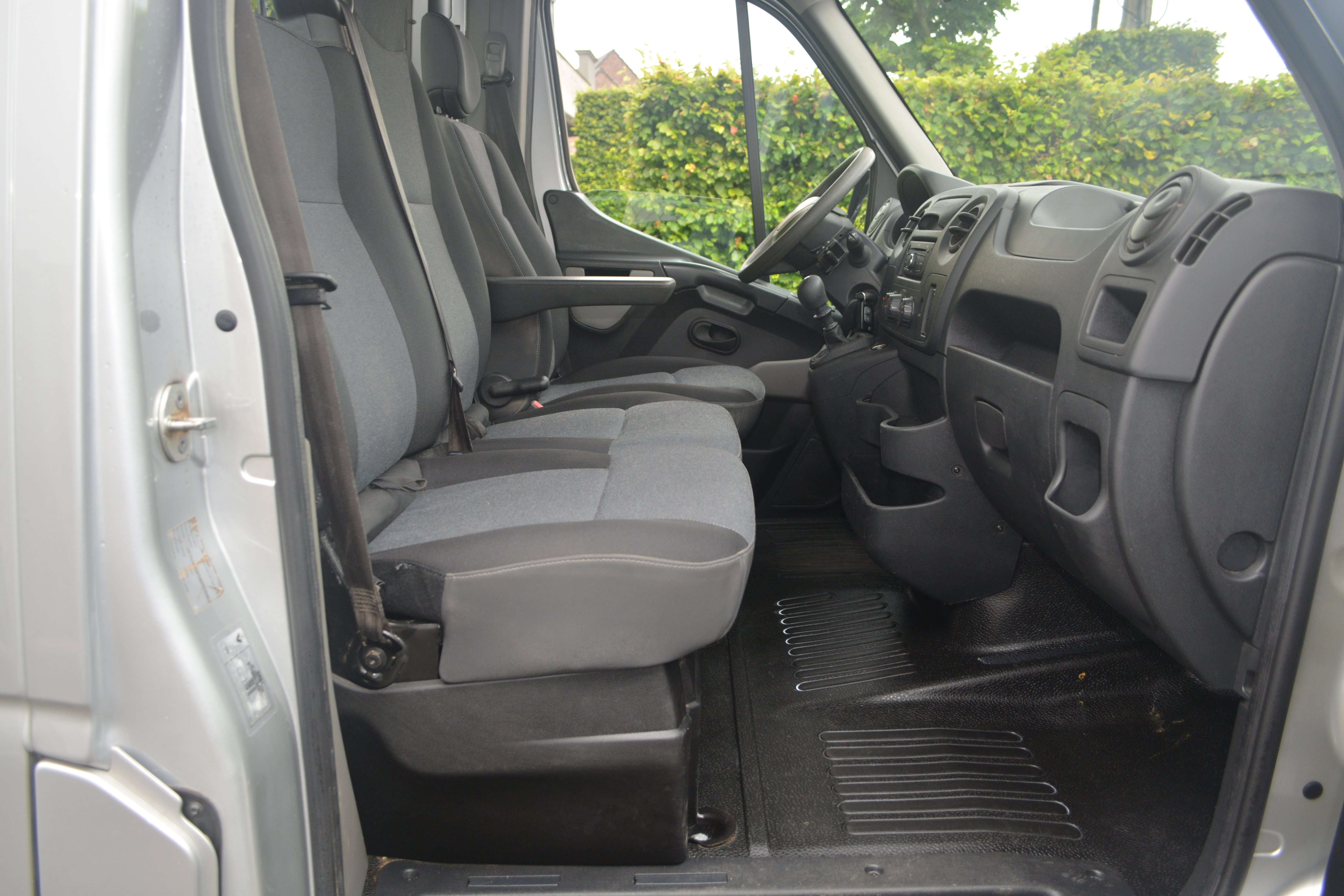 Renault Master 2.3 L D / KIPPER  / NAVI / AIRCO / 19800  +  BTW