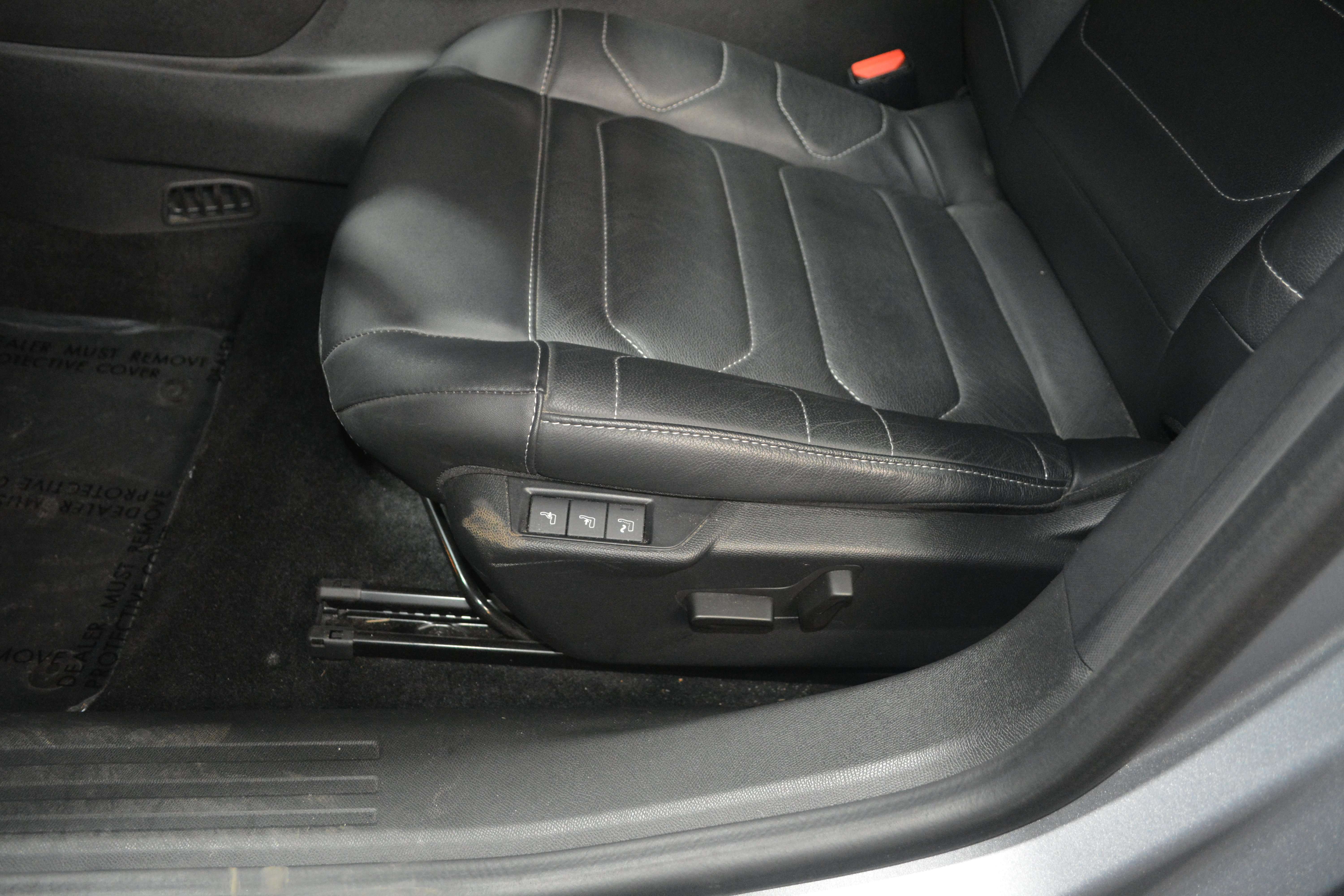 Citroen E-C4 X Shine Pack LEDER / NAVI + CAM / PANO / FULL