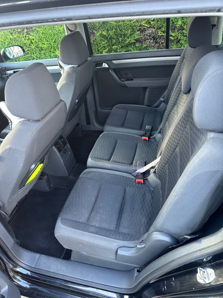 Volkswagen Touran 2.0 TDI 140 CARAT 7PL