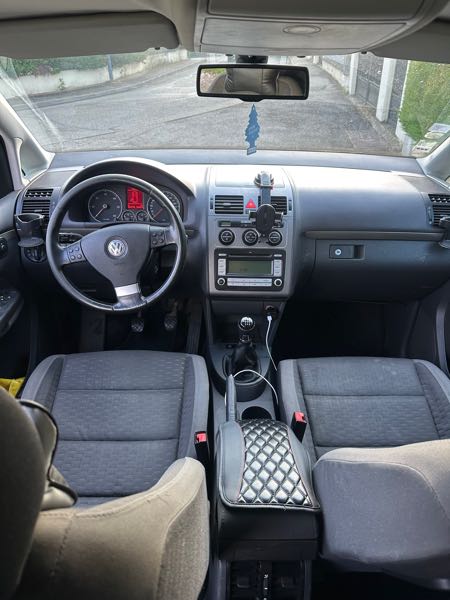 Volkswagen Touran 2.0 TDI 140 CARAT 7PL