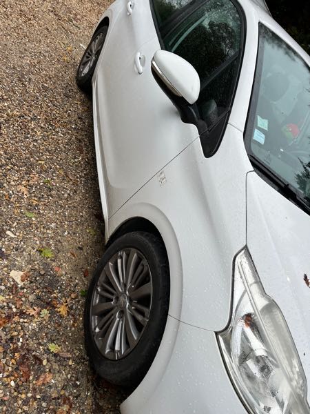 Peugeot 208 1.6 E-HDI FAP 92 4CV BUSINESS PACK 5P