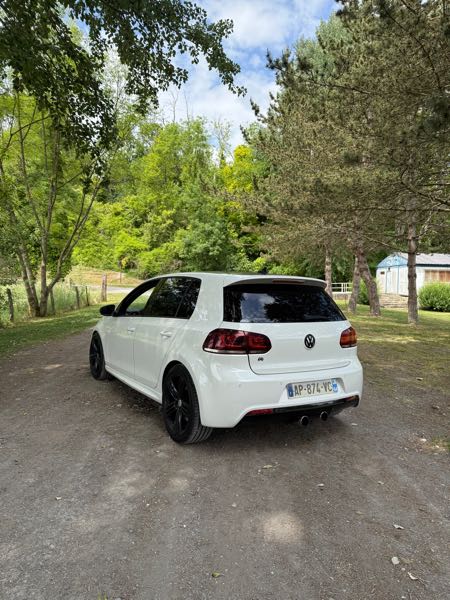 Volkswagen Golf VI R 2.0 TSI 270 DSG6 5P