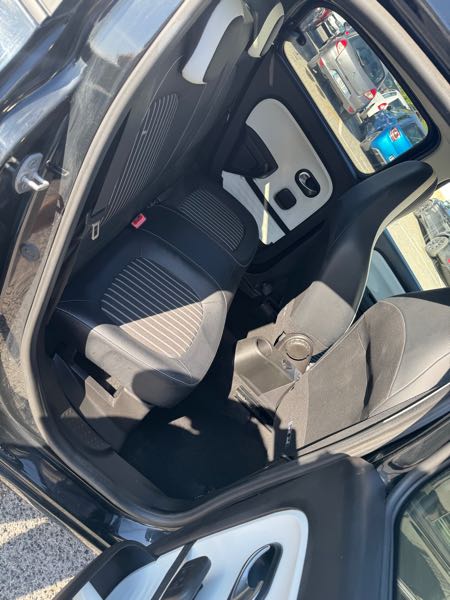 Renault Twingo III (2) 1.0 SCE 65 INTENS