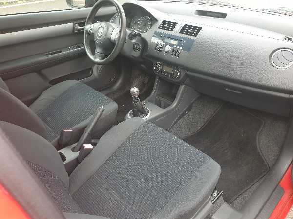 Suzuki Swift II 1.3 VVT 92 GLX 3P