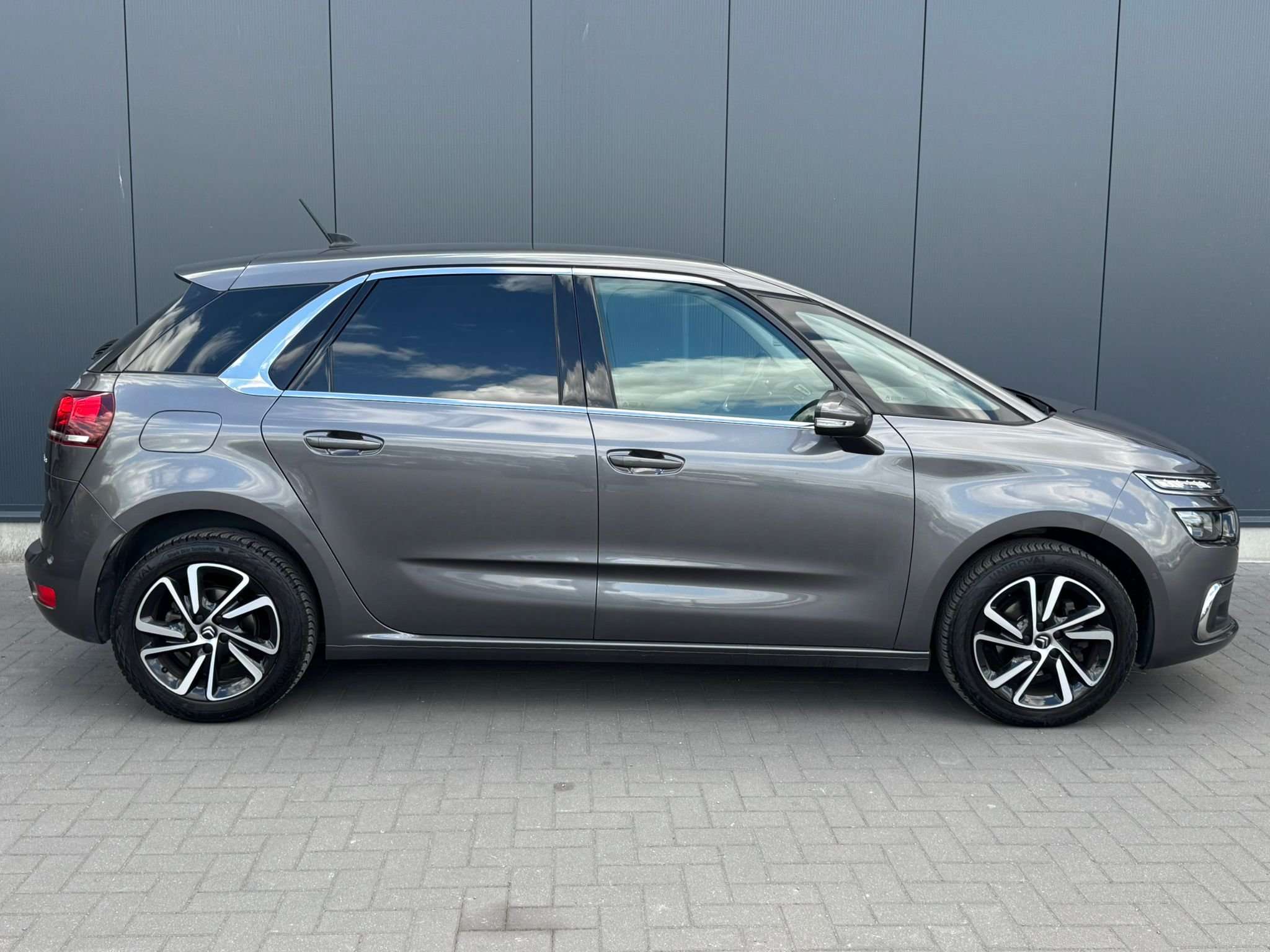 Citroen C4 SpaceTourer 1.5 BlueHDi Business GPS//CARPLAY//CAMERA/GARANTIE