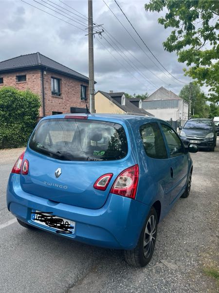 Renault Twingo II (2) 1.2 LEV 16V 75 INTENS ECO2