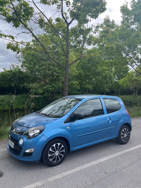 Renault Twingo II (2) 1.2 LEV 16V 75 INTENS ECO2