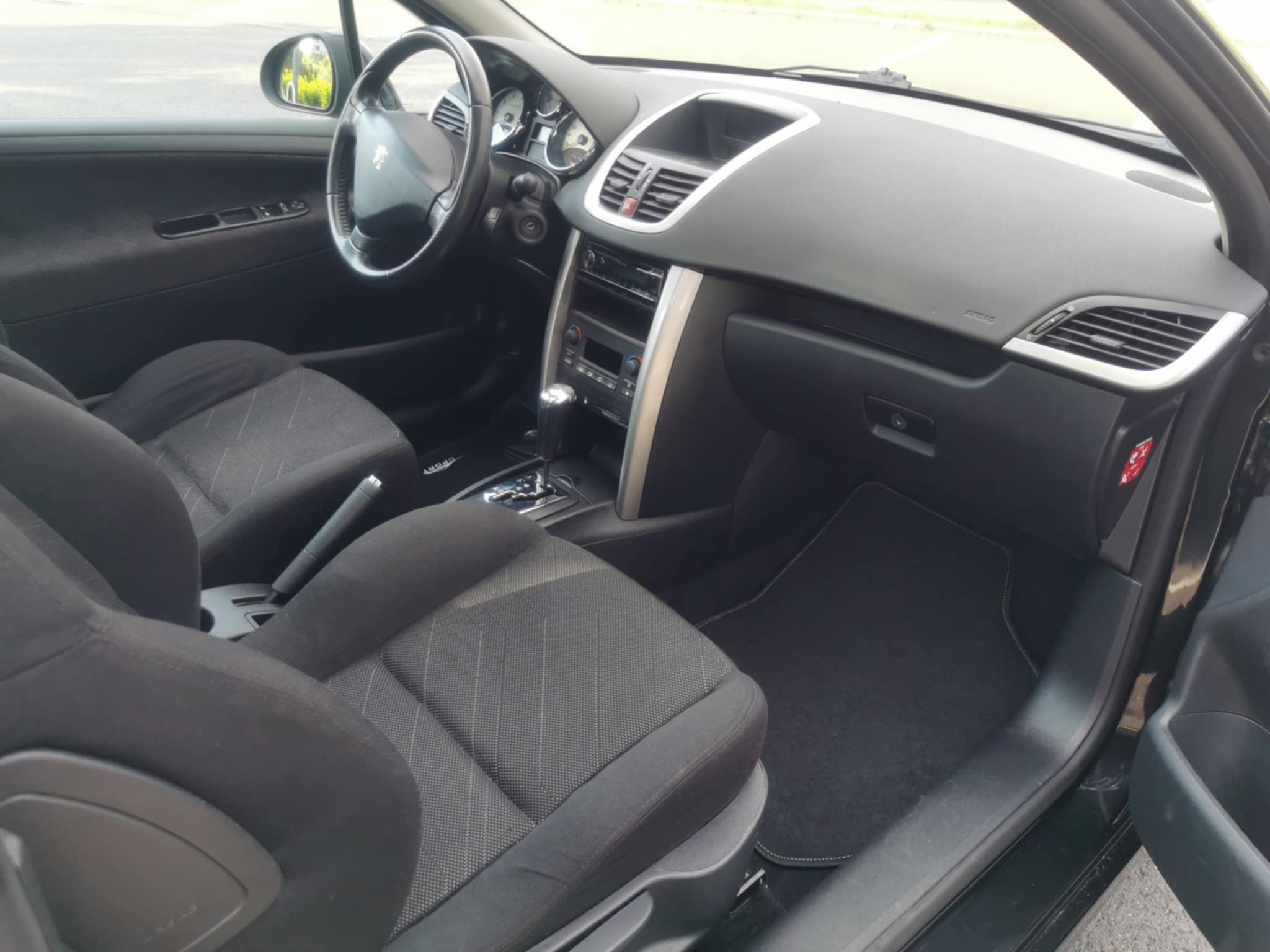 Peugeot 207 1.6 16V 120 SPORT BVA 3P