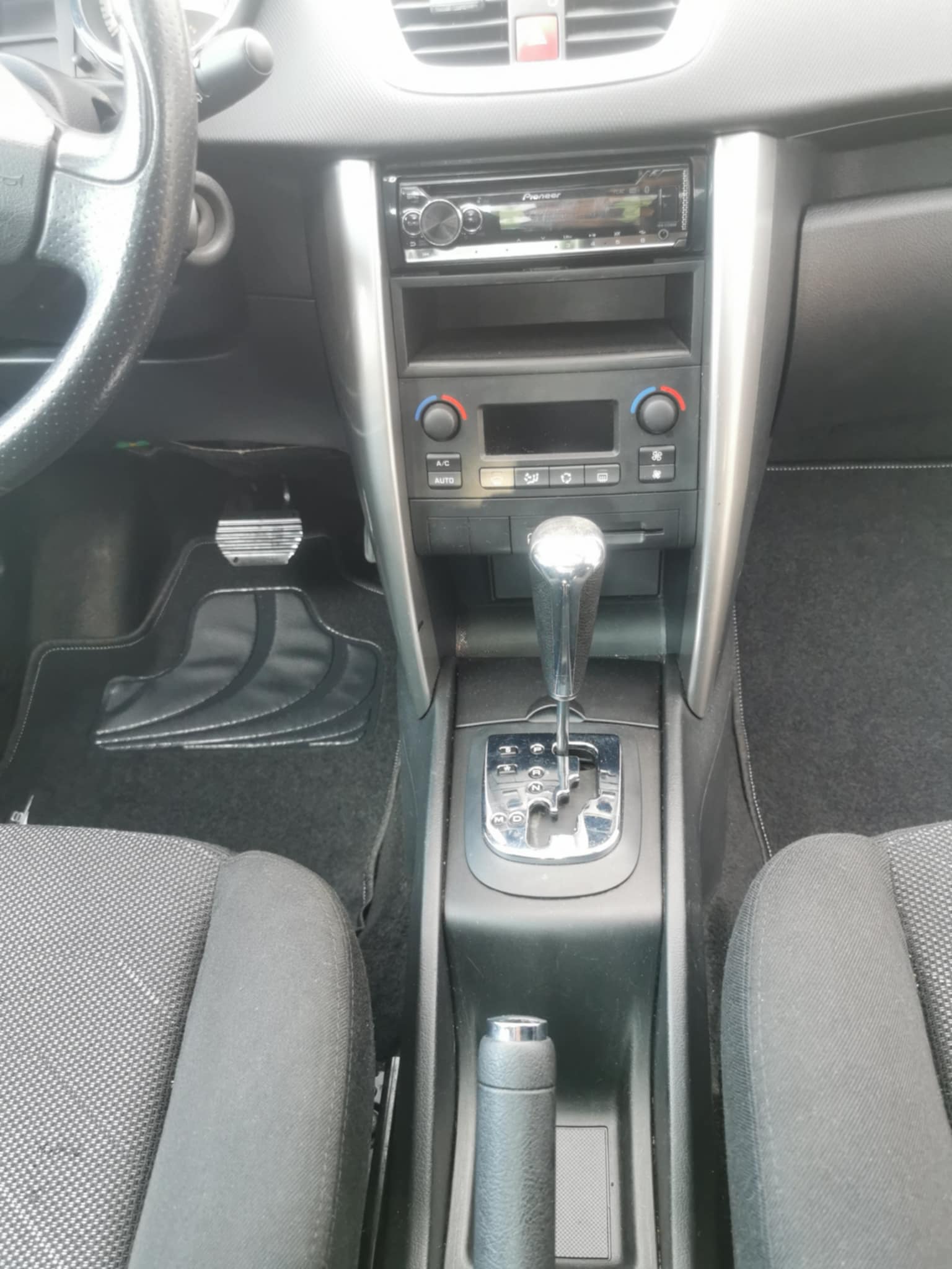Peugeot 207 1.6 16V 120 SPORT BVA 3P