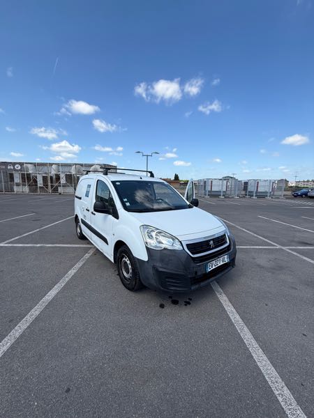 Peugeot Partner III 1.6 BLUEHDI 100 S&amp;S 1000KG STANDARD GRIP