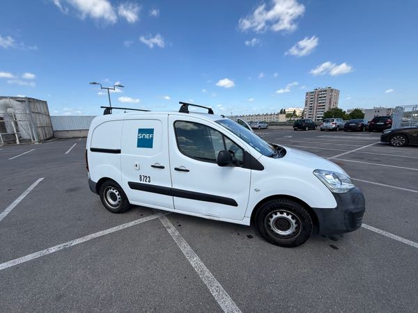 Peugeot Partner III 1.6 BLUEHDI 100 S&amp;S 1000KG STANDARD GRIP