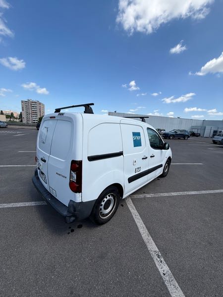Peugeot Partner III 1.6 BLUEHDI 100 S&amp;S 1000KG STANDARD GRIP