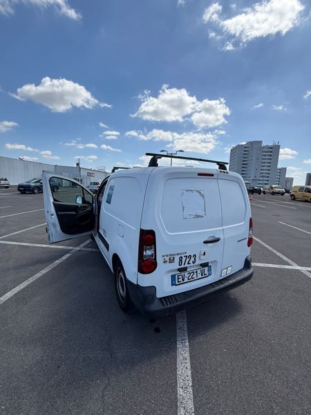 Peugeot Partner III 1.6 BLUEHDI 100 S&amp;S 1000KG STANDARD GRIP