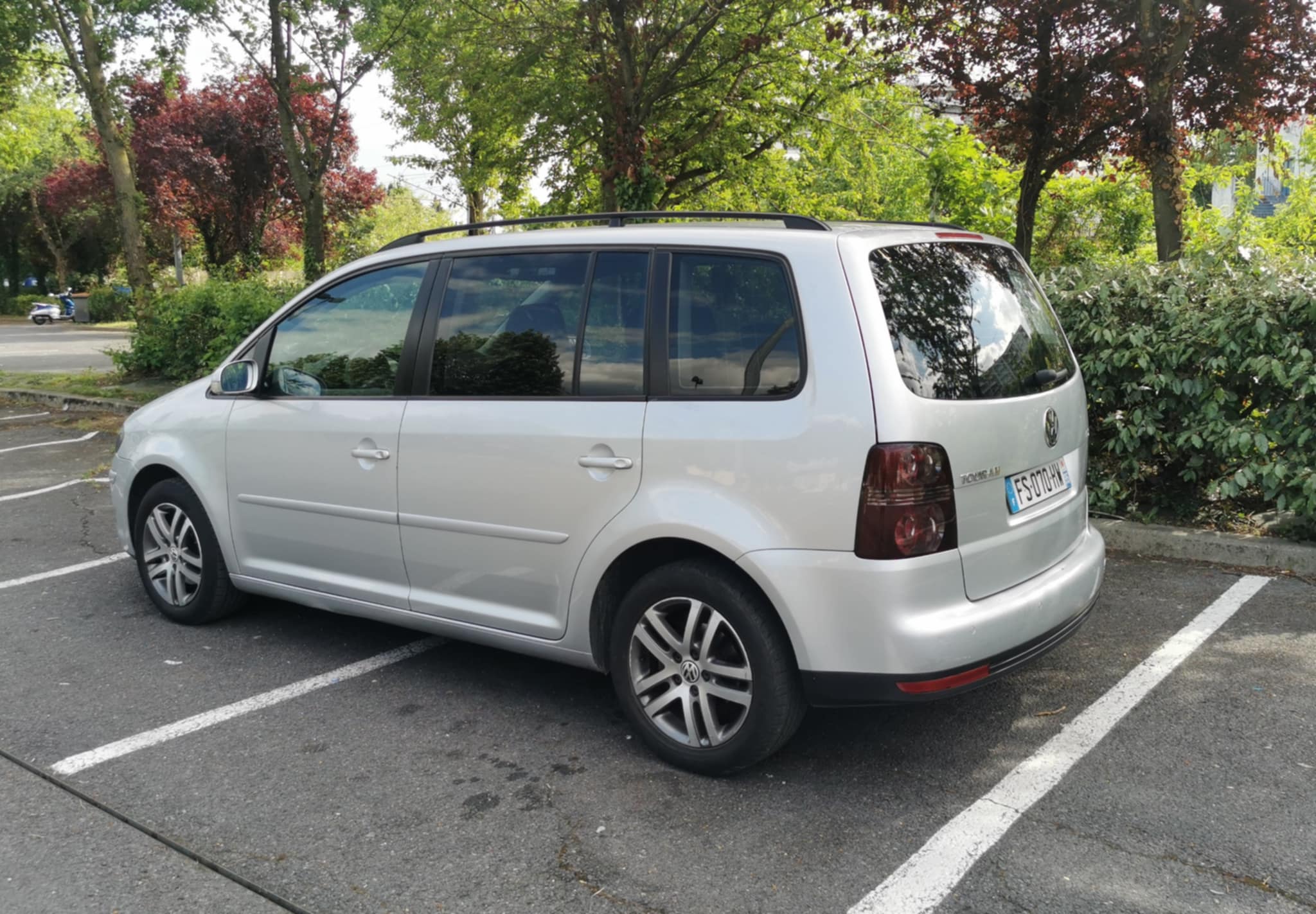 Volkswagen Touran II 1.6 TDI 105 FAP CONFORTLINE