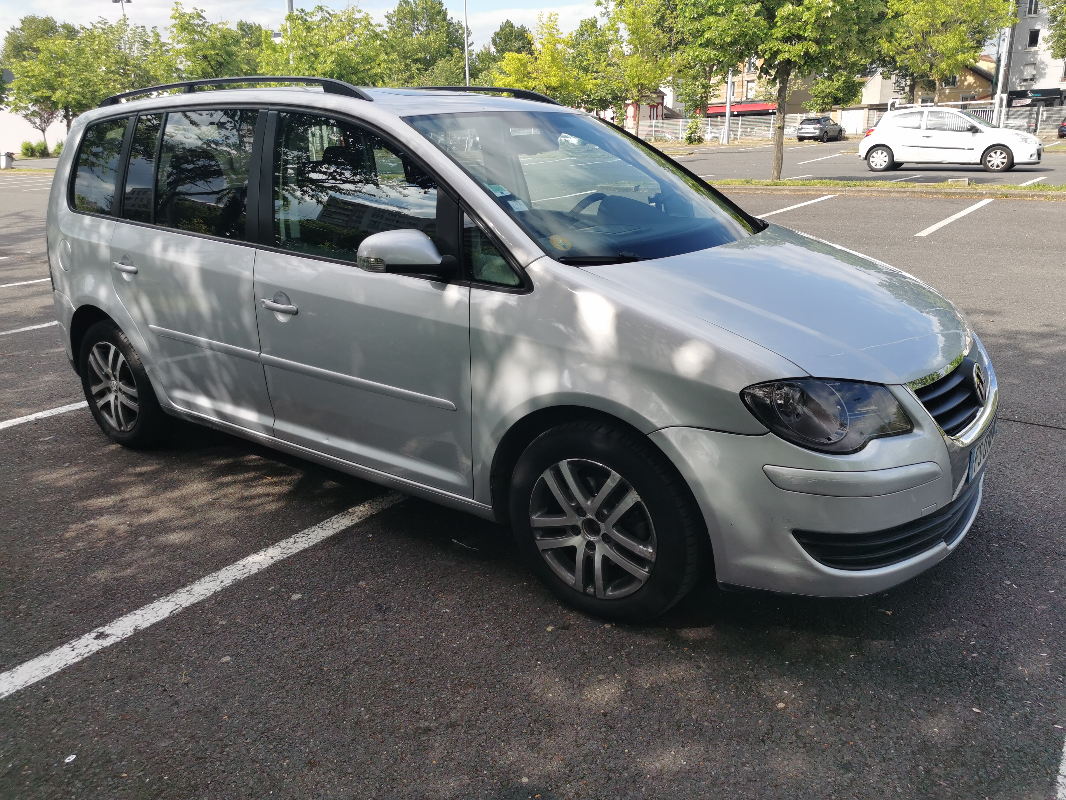Volkswagen Touran II 1.6 TDI 105 FAP CONFORTLINE