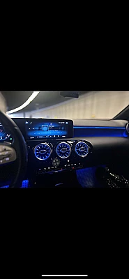 Mercedes-Benz Classe A IV BERLINE 180 AMG LINE 7G-DCT
