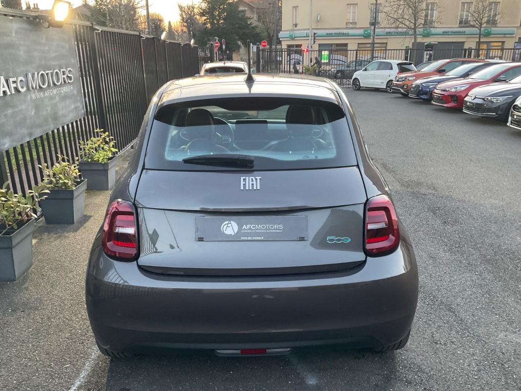 Fiat 500 e Berline 118 Ch Icone