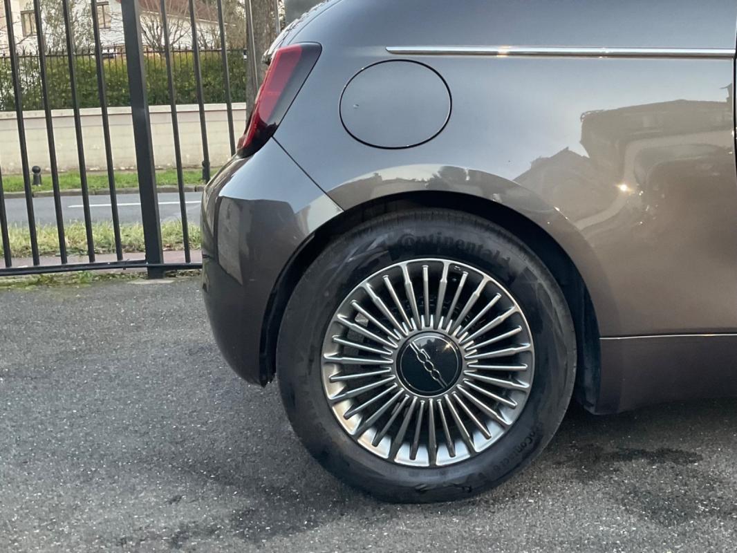 Fiat 500 e Berline 118 Ch Icone