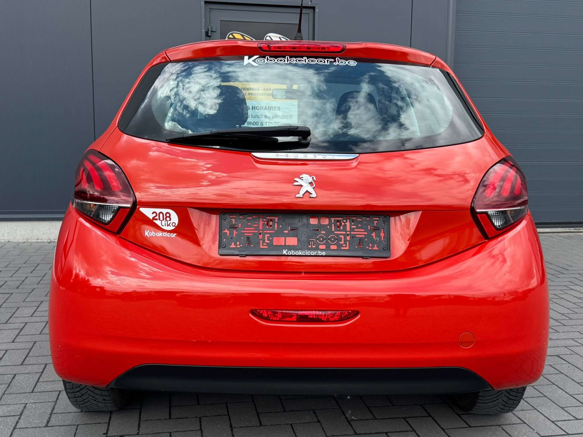 Peugeot 208 1.2i Like / CLIM/REGULATEUR/GARANTIE