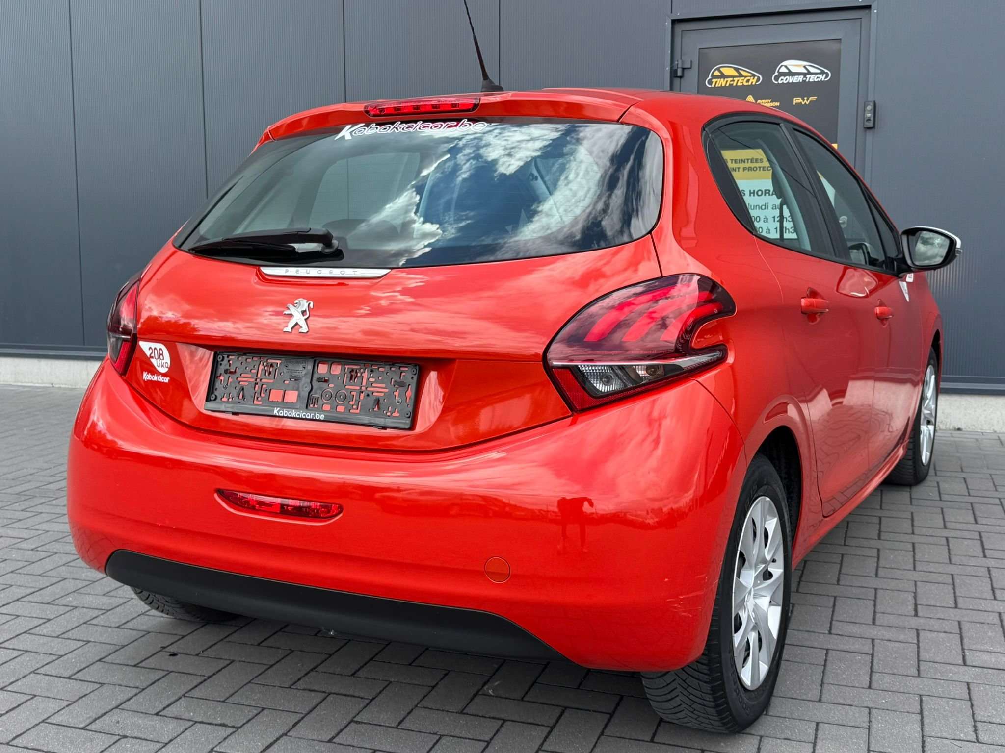 Peugeot 208 1.2i Like / CLIM/REGULATEUR/GARANTIE